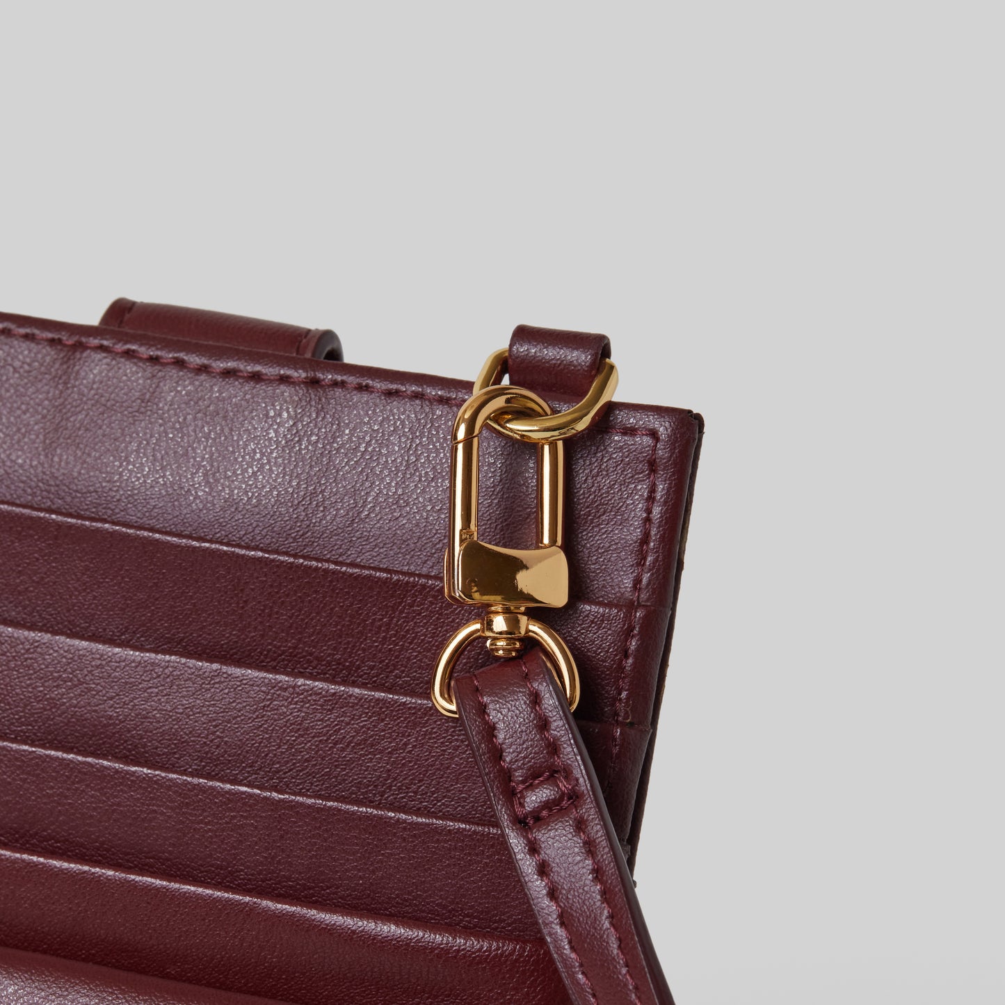 Wadi Maroon Crossbody Phone wallet